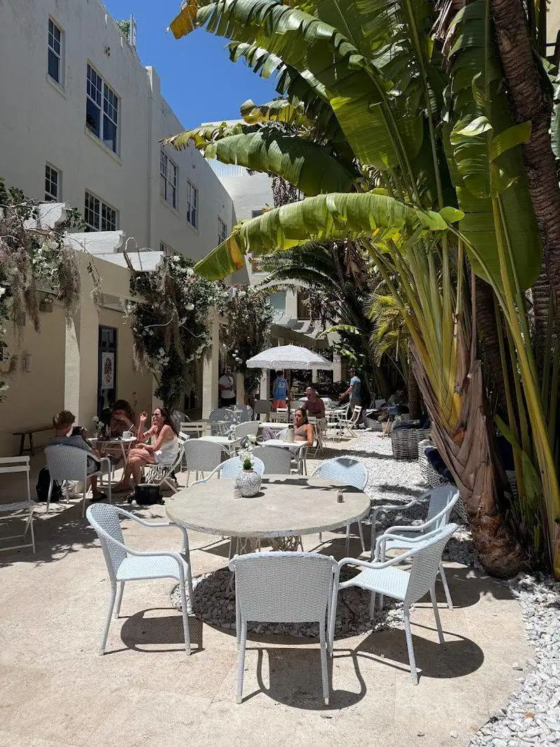 A Parisian Caf&eacute; Dream in the Heart of Miami Beach