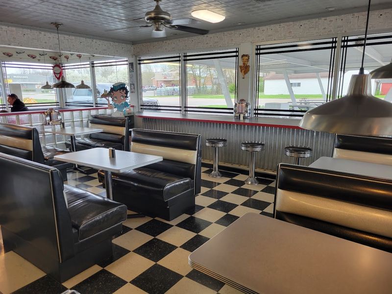 The Iconic 1950s Atmosphere Inside and Out