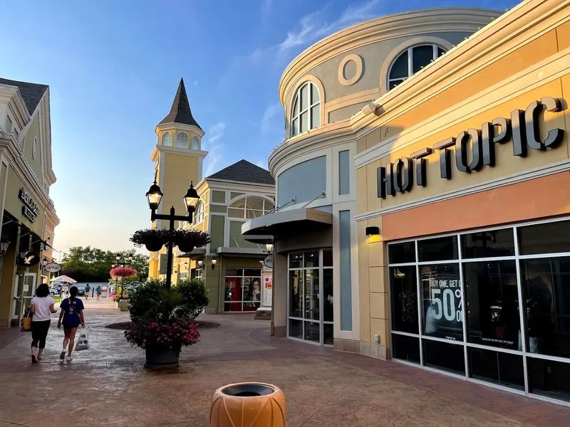 Just 30 Minutes from Louisville &mdash; But Easy to Miss