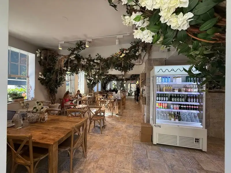 A Signature Floral-Filled Interior That Feels Straight Out of Paris