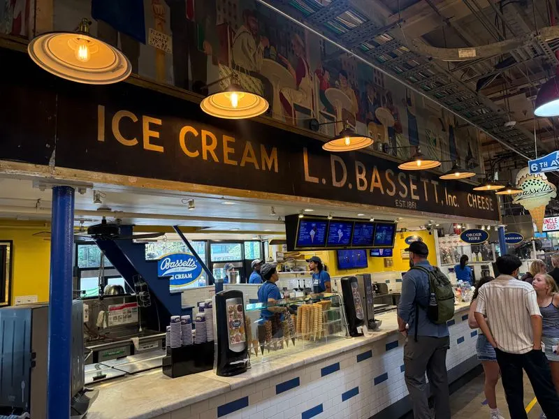 Essential visitor info: hours, location, and how to beat the rush