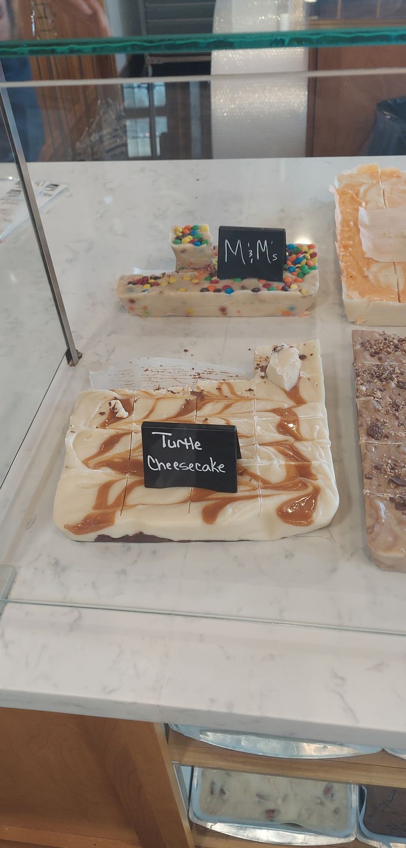 What you can see through the glass: live candy making