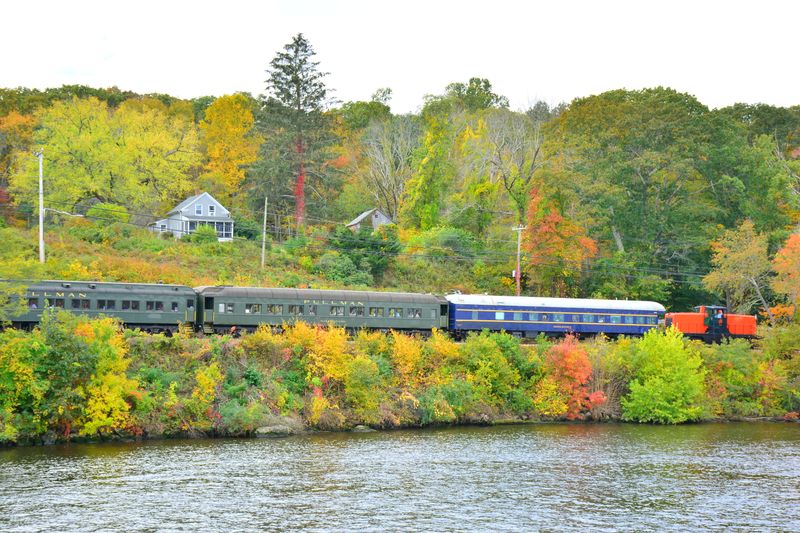 Photography Guide: Best Seats, Light, and Angles