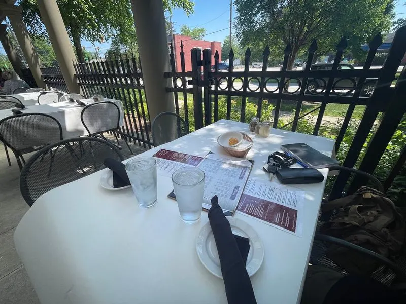 A Casual, Welcoming Dining Atmosphere