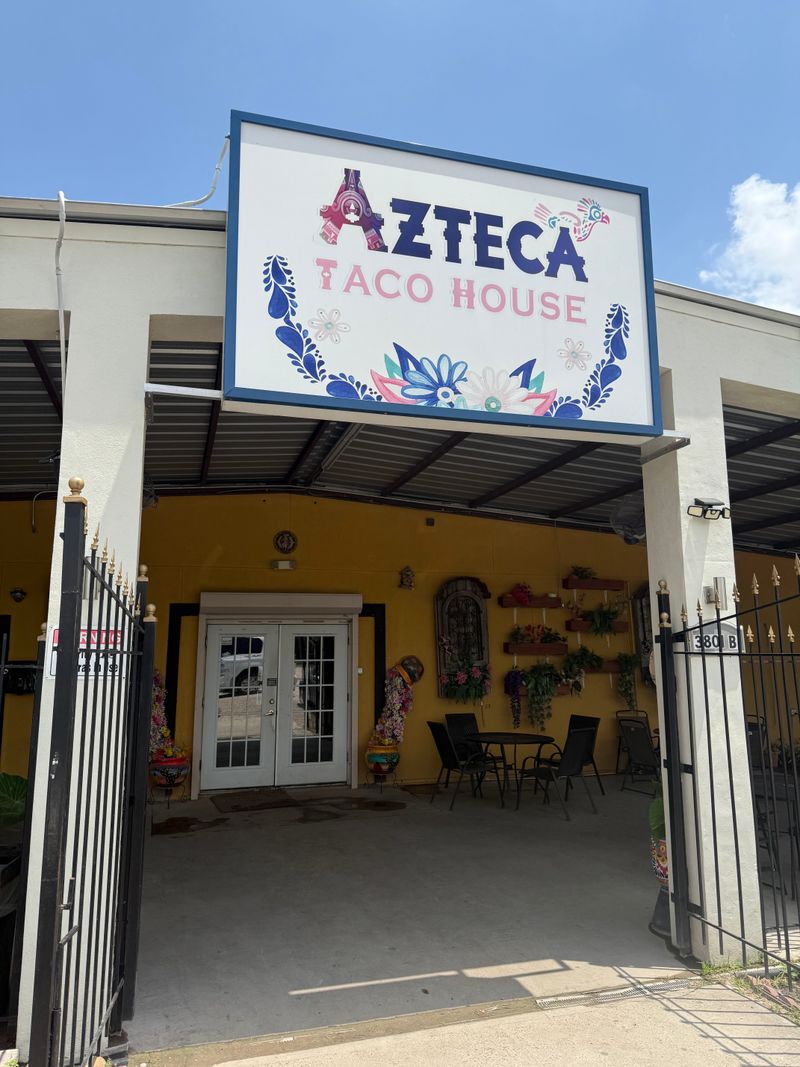 Azteca Taco House &mdash; Houston, TX