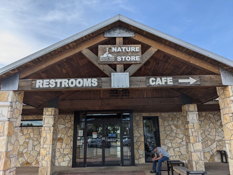Midpoint Stop: Overlook, Caf&eacute;, and Nature Store