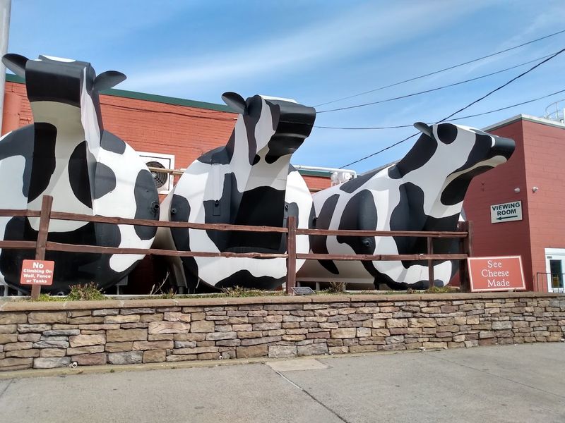 Street Murals of West Jefferson