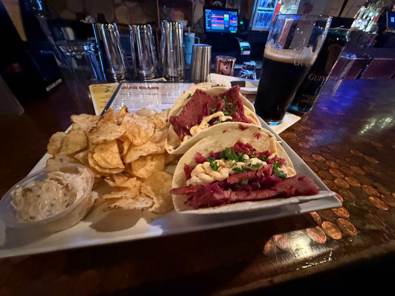 Bierkeller Tavern & Eatery &mdash; Taylor, MI
