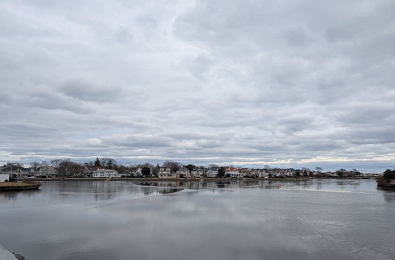 Loch Arbour &mdash; One of the Shore's Smallest Communities