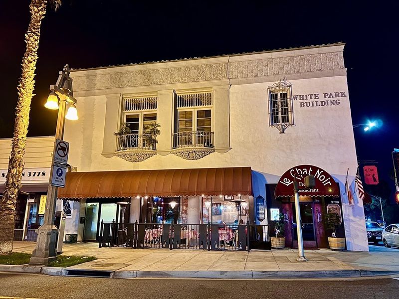 Le Chat Noir French Restaurant &mdash; Riverside, CA