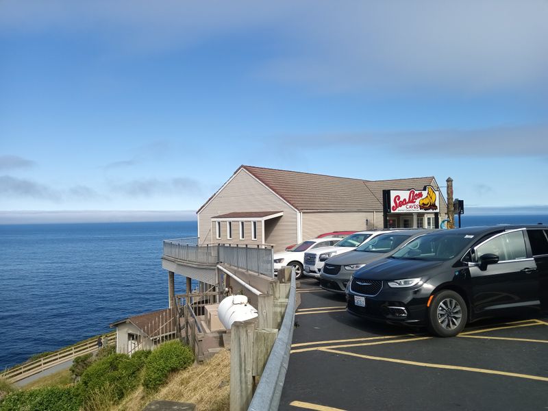 How to get there and plan your stop