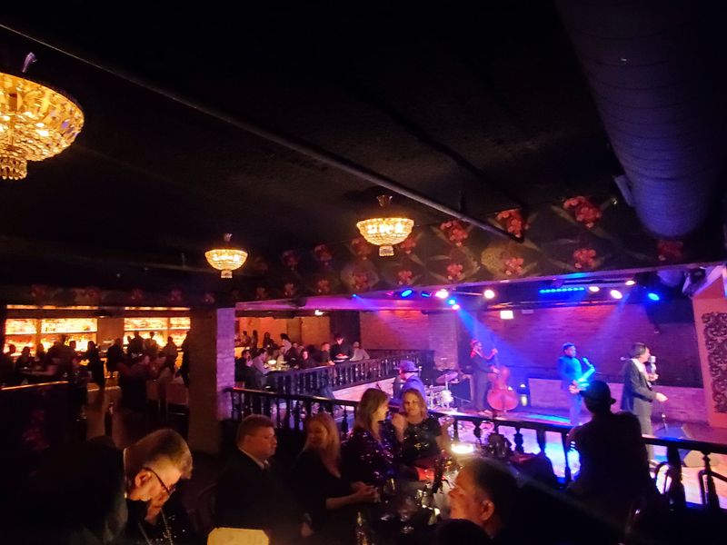 Budgeting the night: price, value, and tips