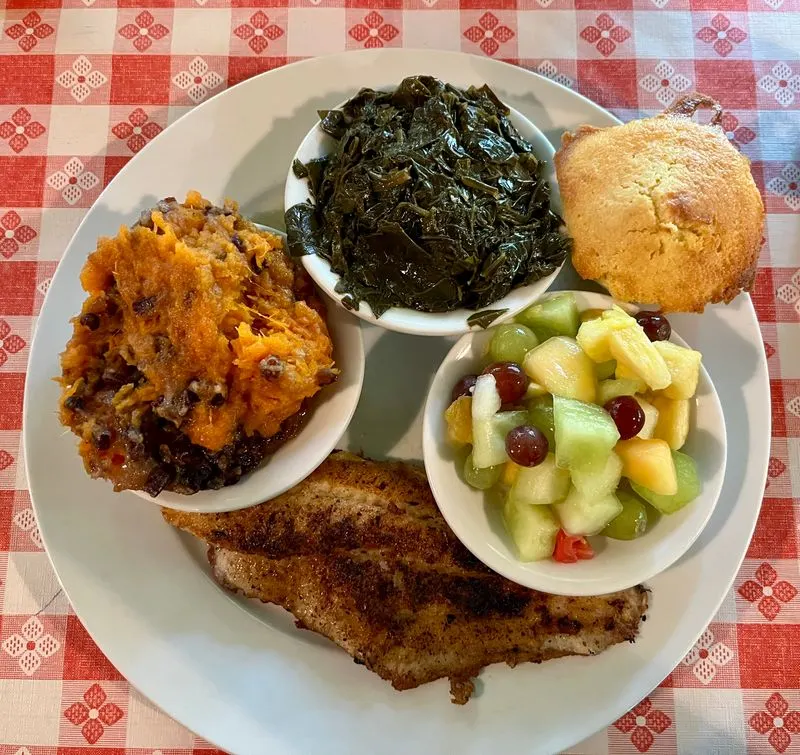 Cahill's Market & Chicken Kitchen