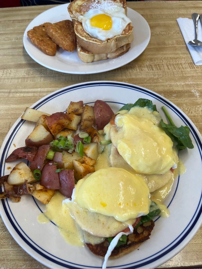 Miss Worcester Diner &ndash; Worcester, MA