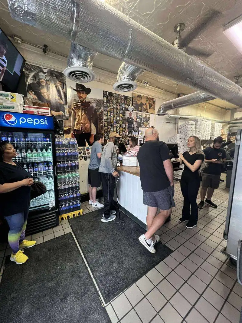 What To Expect: Lines, Vibe, And Value