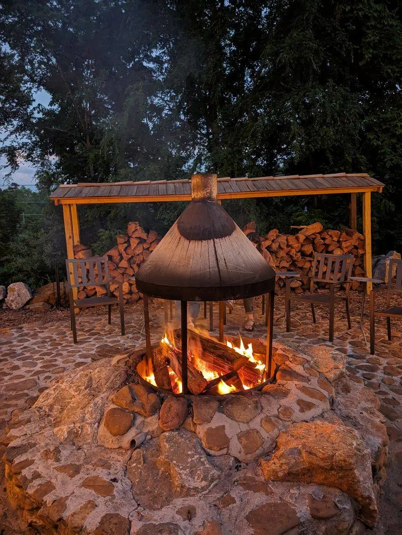 Immersive Fire Pits and Nighttime Gatherings