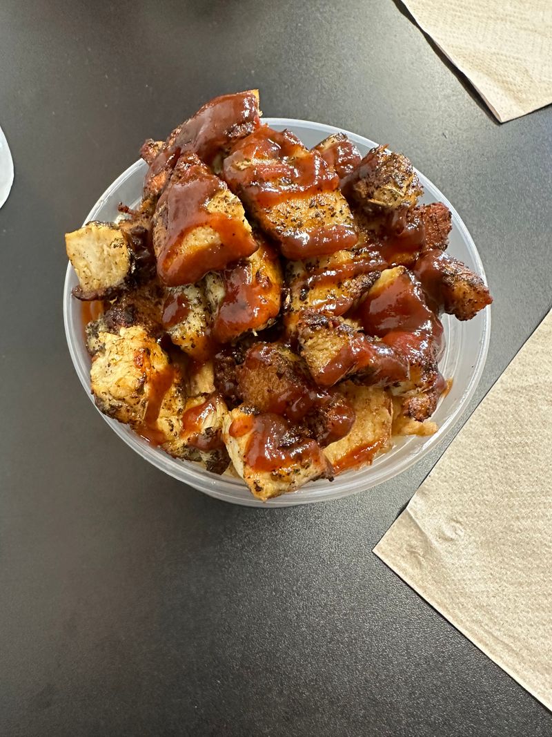 BBQ Chicken Mac: Sweet-Smoky Comfort