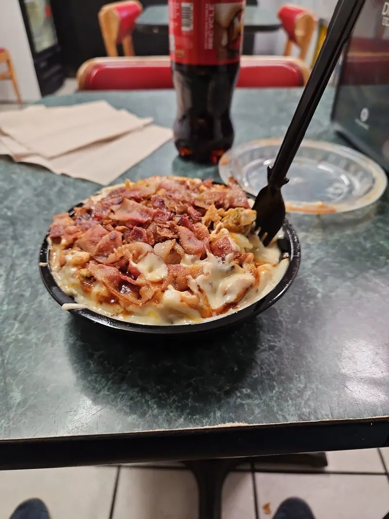 White Cheddar Trio: Cheese-Forward Purist Pick