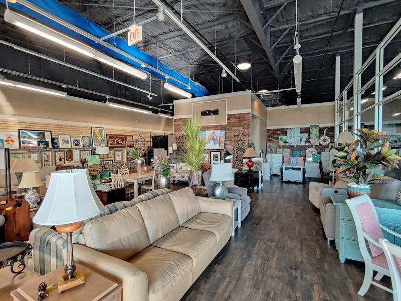 Mission Thrift Sarasota &mdash; Sarasota, FL