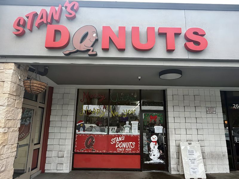 Stan's Donut Shop (Santa Clara)