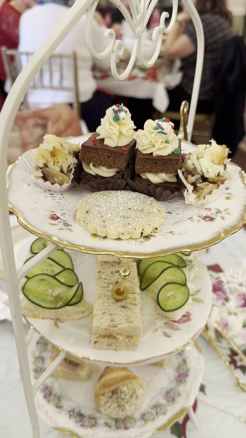 The Tea Cart &mdash; Berryville