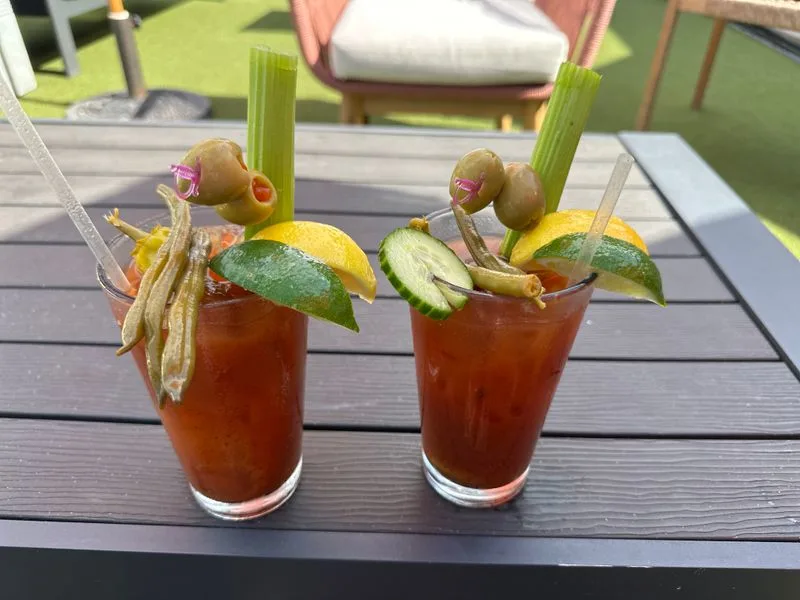 Weekend Crowds And Timing Tips