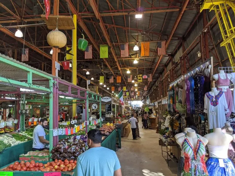 Yellow Green Farmers Market