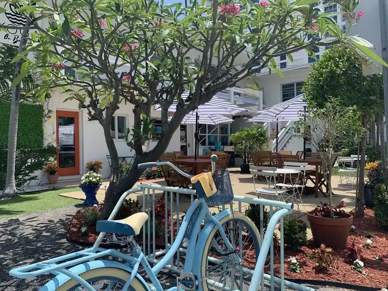 Relaxed Indoor and Outdoor Seating