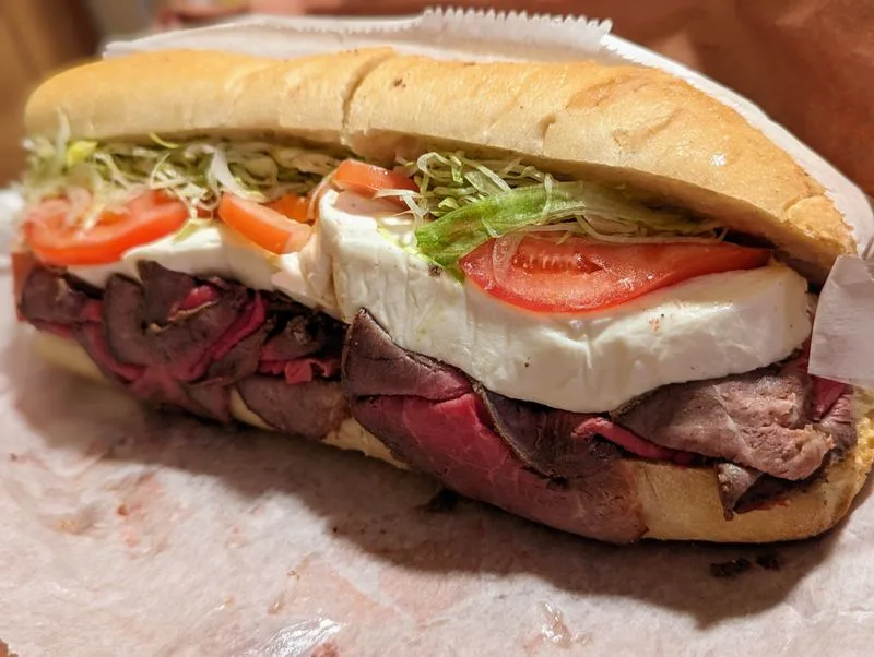 Giovanni&rsquo;s Italian Deli (Secaucus)