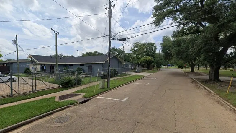 Neighborhoods and housing options