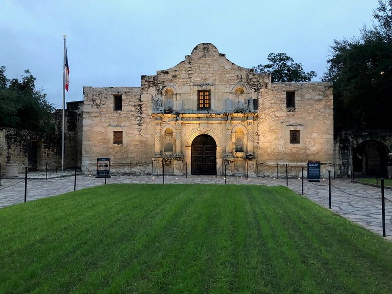 The Alamo Is Treated With Reverence