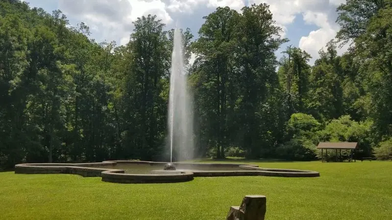 Andrew&rsquo;s Geyser