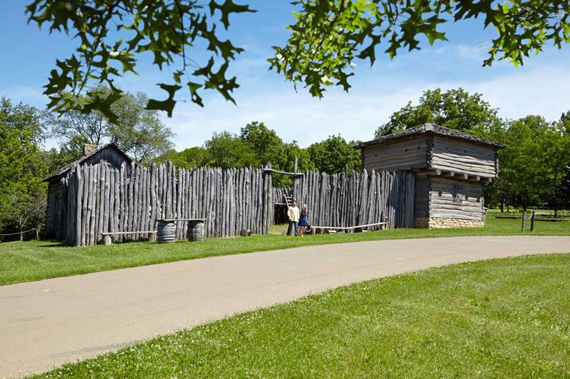 Apple River Fort State Historic Site &mdash; Elizabeth, IL