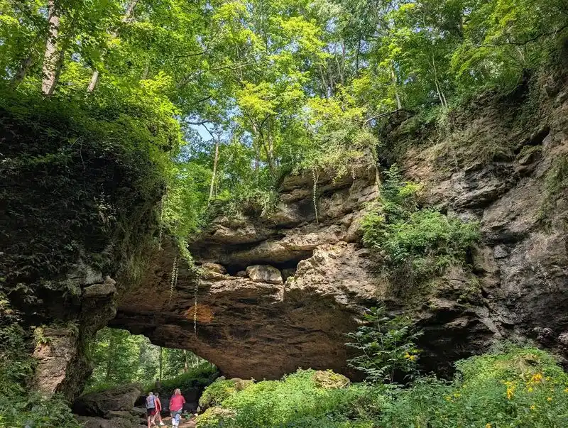 Maquoketa Caves State Park