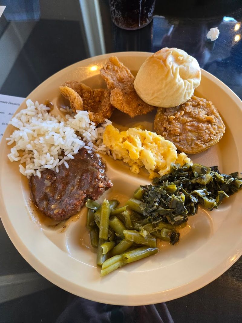 Buffet-Style Dining Experience