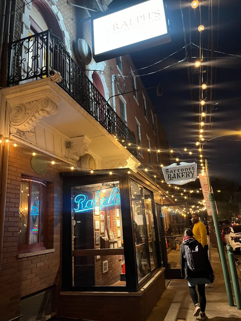 Neighborhood essentials: finding Ralph&rsquo;s in the Italian Market