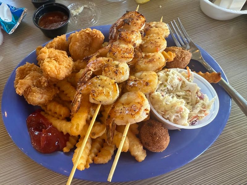 Doc&rsquo;s Seafood Shack & Oyster Bar, Orange Beach