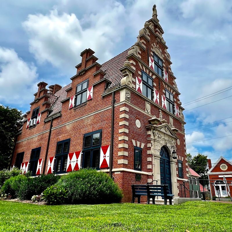 Lewes — Zwaanendael Museum