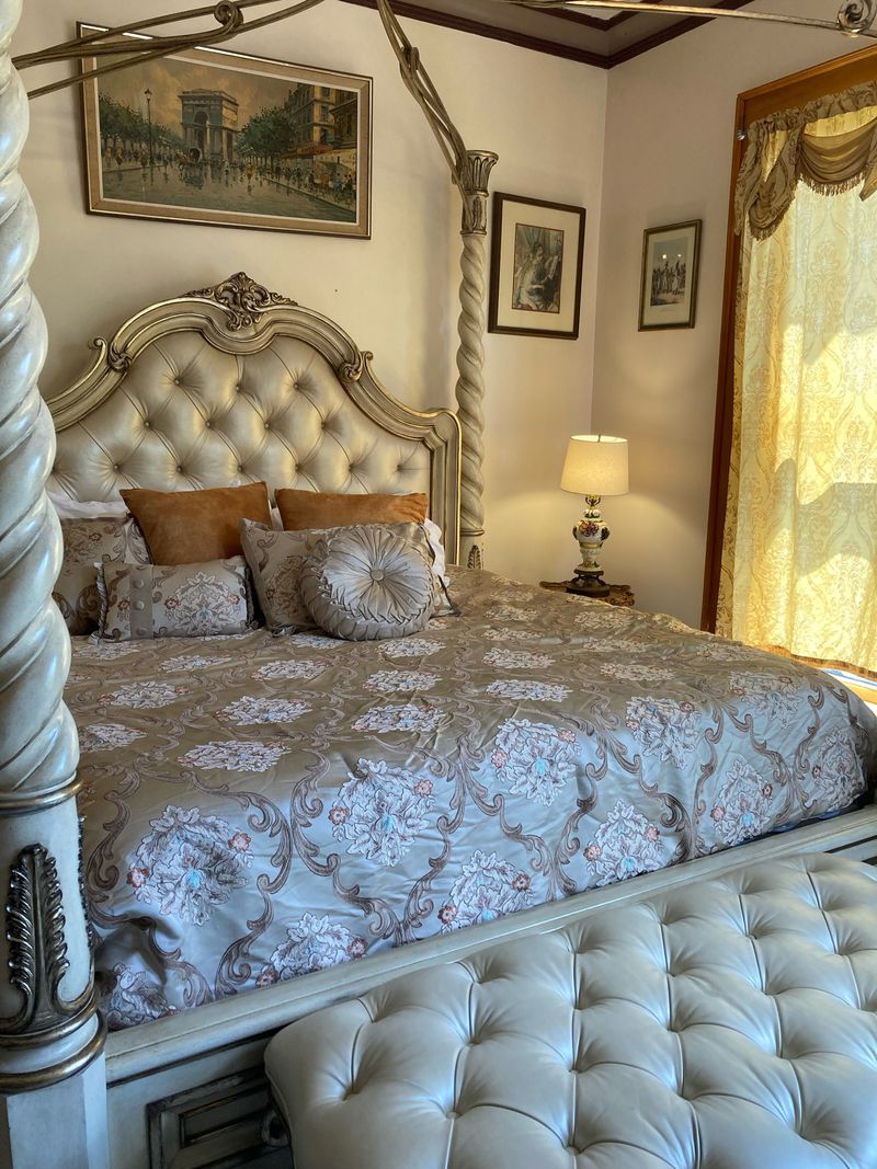 Henderson Castle &mdash; Kalamazoo, MI