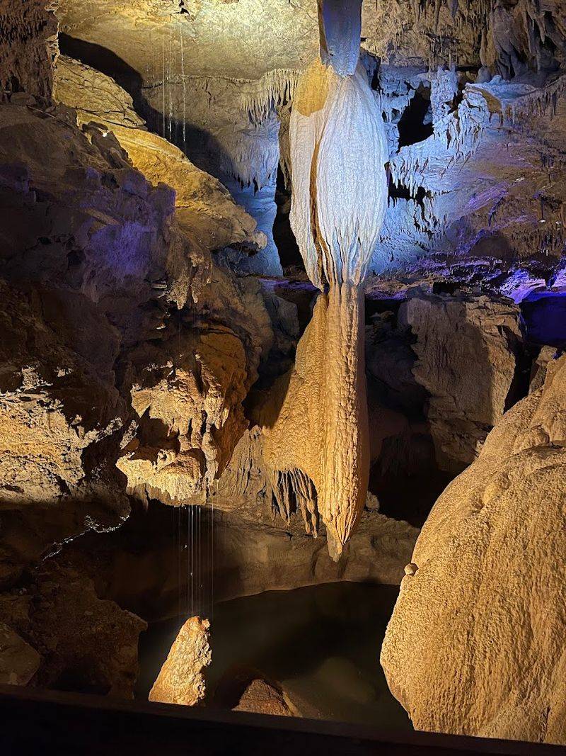 Cumberland Caverns &ndash; Underground Story Cave