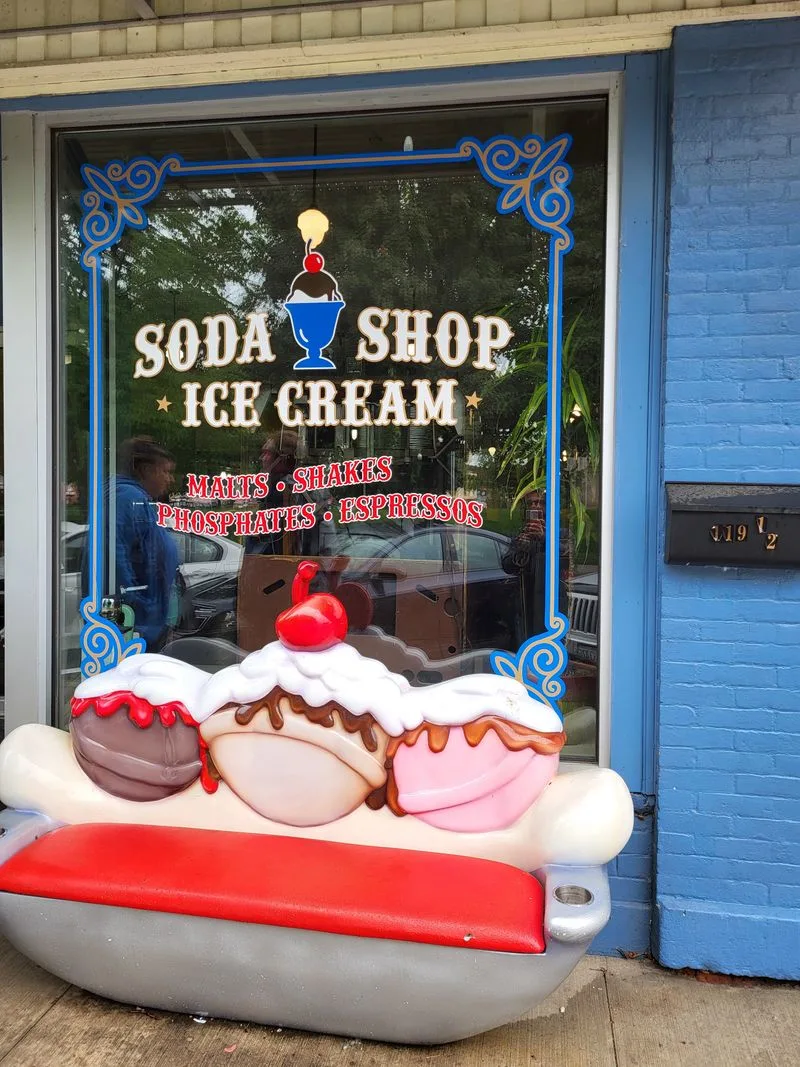 Sweets on Third - Baraboo