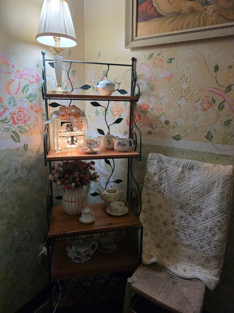 Tea for Two Tea Room &mdash; Houston