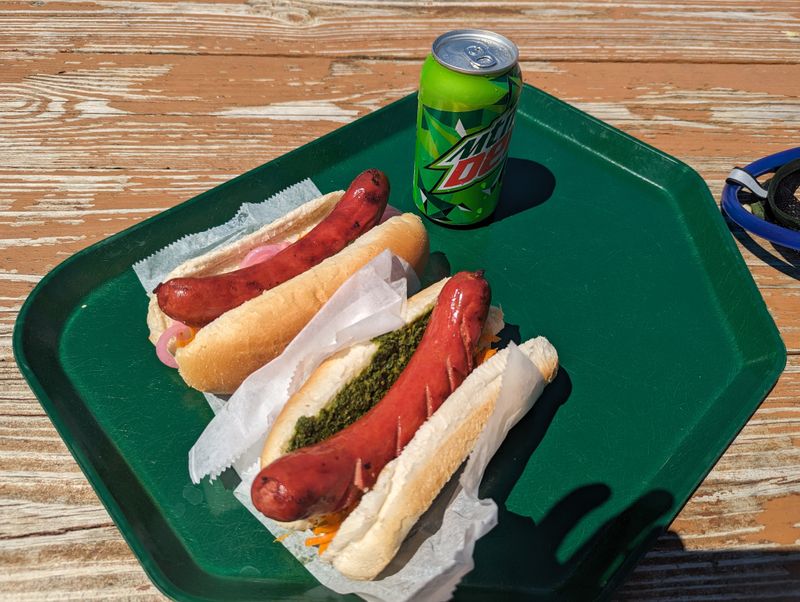 Snappy Dogs &mdash; Hopkinton, MA