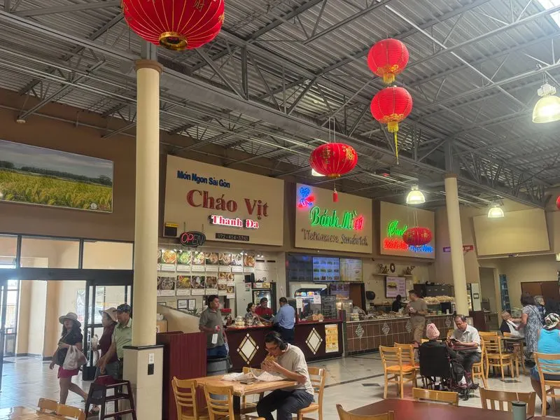 Imported Snacks and Sweets