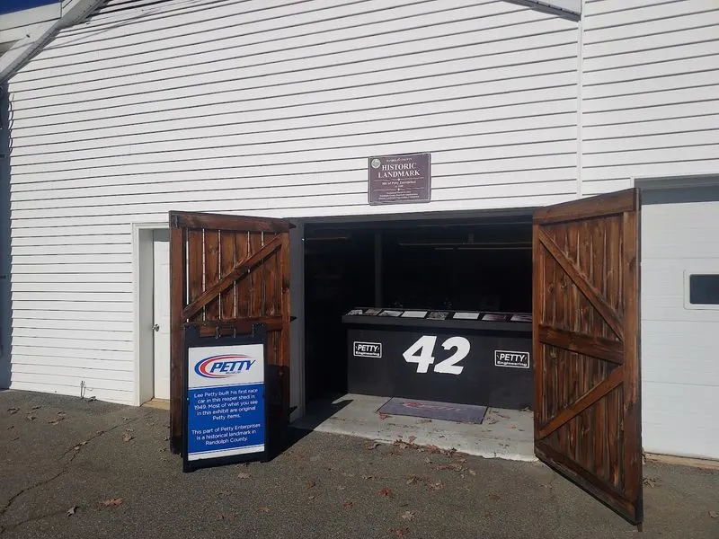 Original Petty Garage and Shop Tools Walkthrough