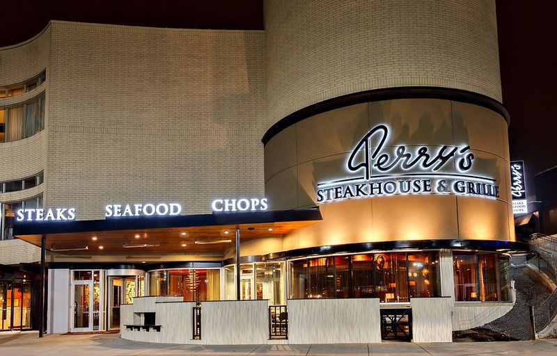 Perry's Steakhouse & Grille (Oak Brook)