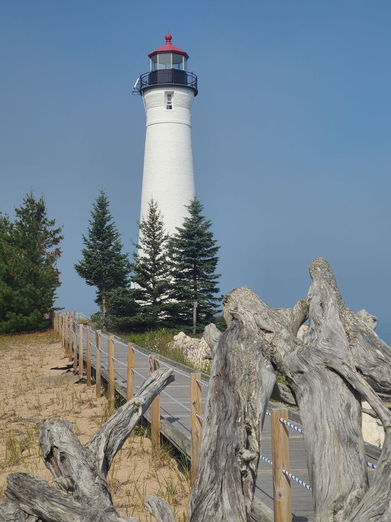 First Glimpse: Tower, Keeper&rsquo;s Quarters, And Sky