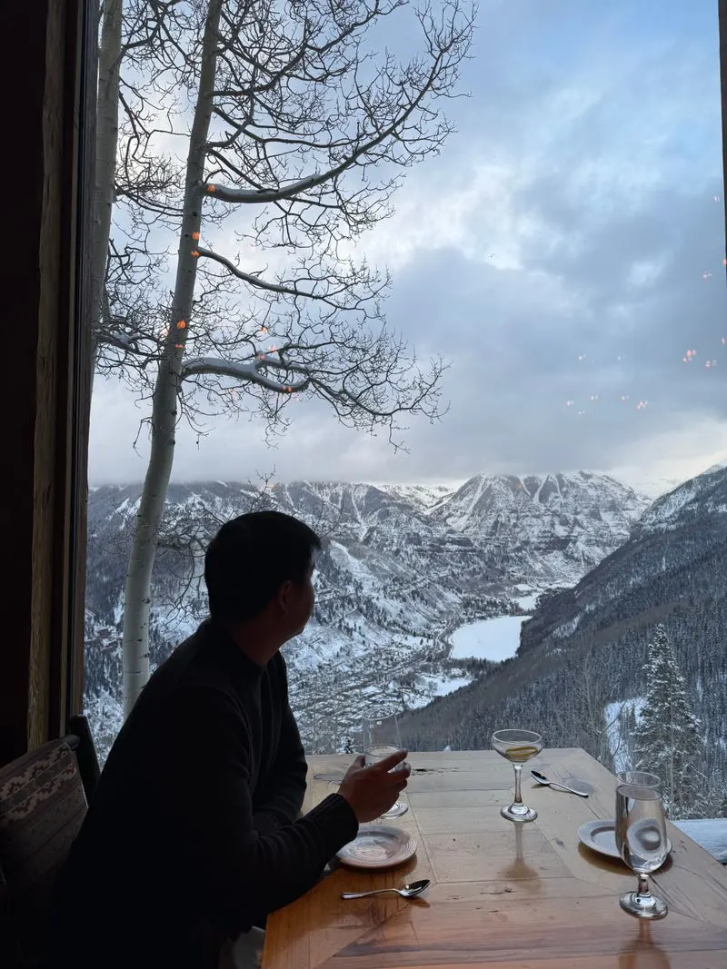 Atmosphere and seating with a view