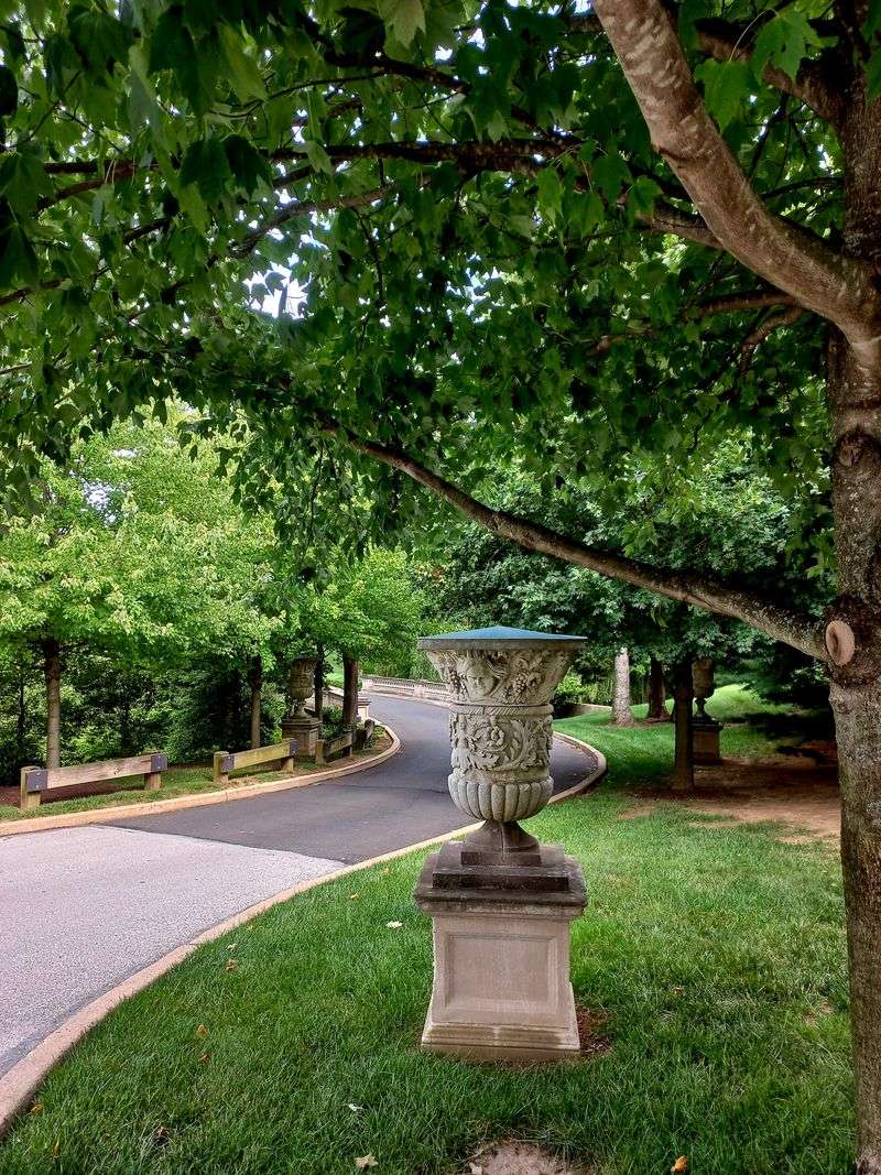 Stunning Grounds and Gardens