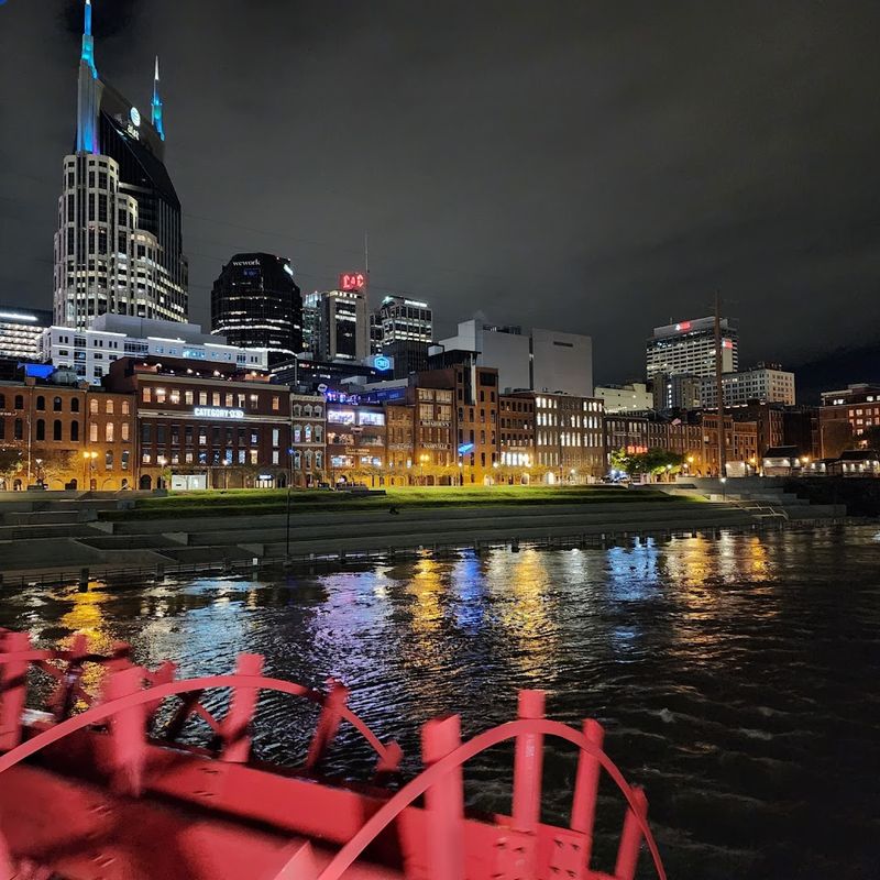 Cruise the Cumberland River on an Authentic Paddleboat